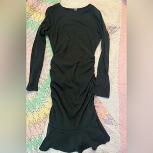 Elegant Green Ribbed Dress